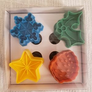 NIB SILICOMART seasonal 3d cookie cutters